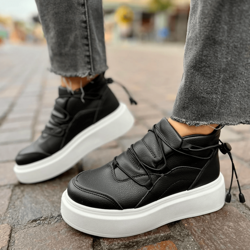 Sneaker haute avec lacets en caoutchouc – Image 3