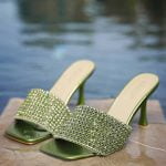 sabot-demi-talon-en-strass