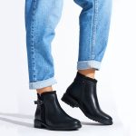 black-womens-ankle-boots-with-low-heels-1-2000×2000