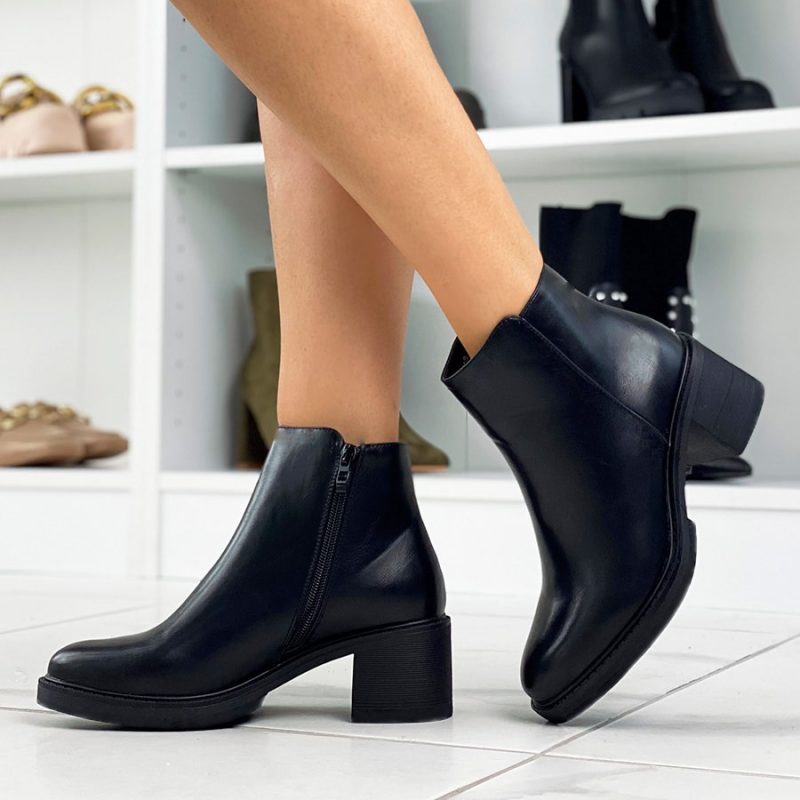 Bottines à talons carée