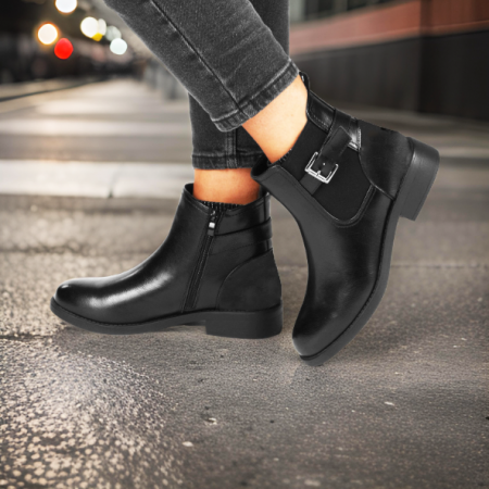 Bottines à petit talon avec boucle