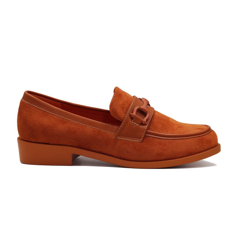 Mocassin en daim avec détail et boucle décorative – Image 6