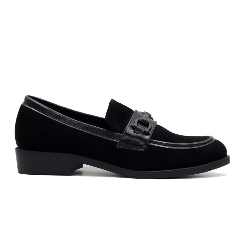 Mocassin en daim avec détail et boucle décorative – Image 7
