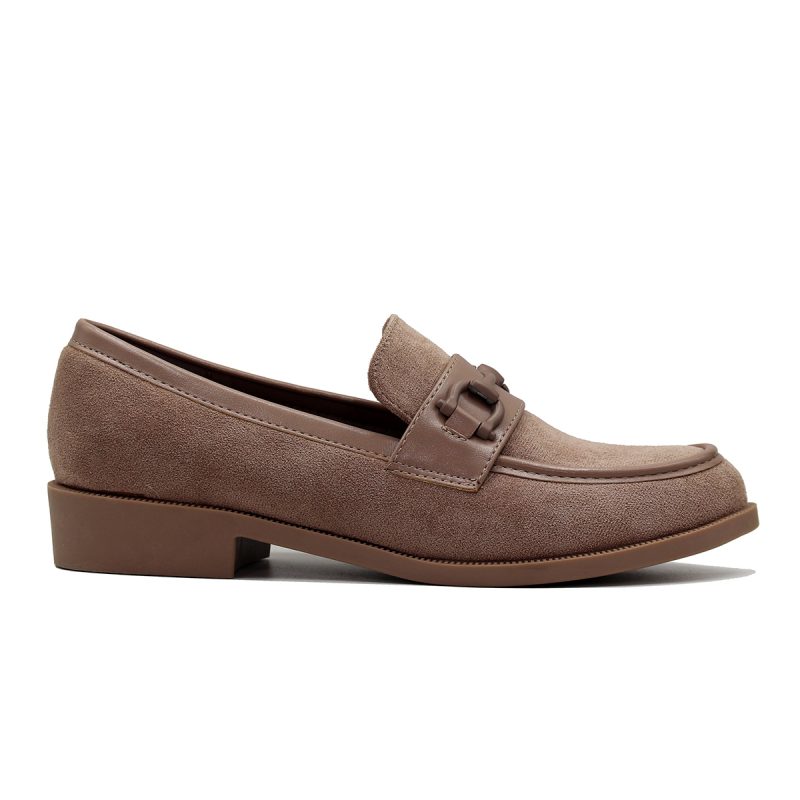 Mocassin en daim avec détail et boucle décorative – Image 9
