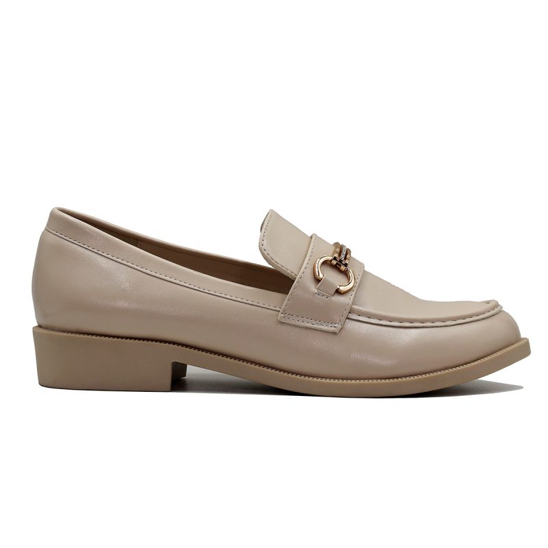 Mocassins élégants avec détail métallique chic – Image 3