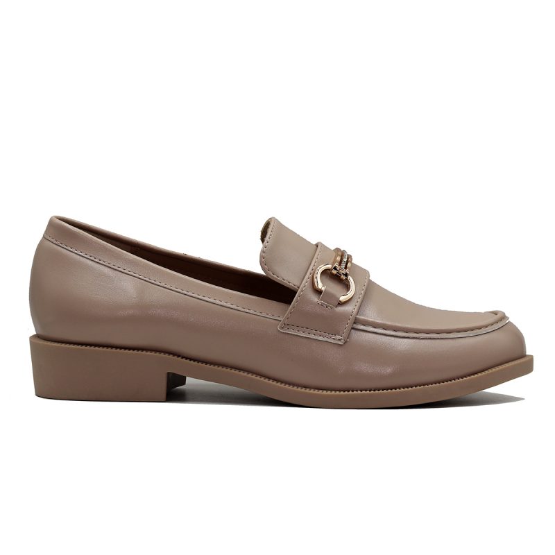 Mocassins élégants avec détail métallique chic – Image 4