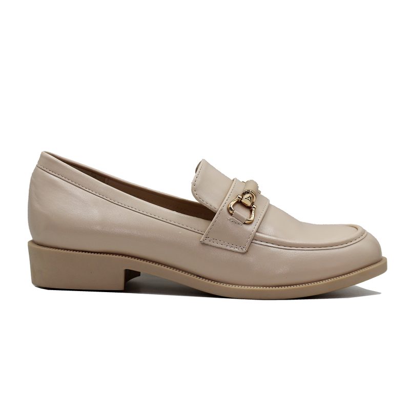 Mocassins en simili avec boucle discrète – Image 7