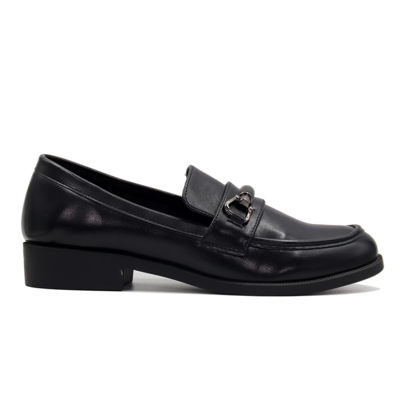 Mocassins en simili avec boucle discrète – Image 3
