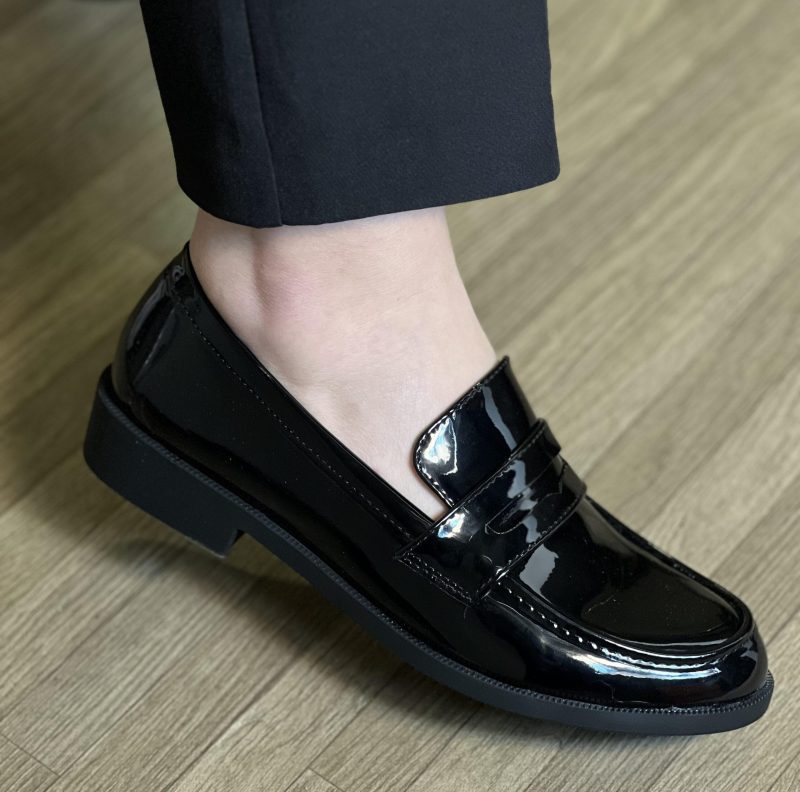Mocassins à talon plat style classique – Image 3
