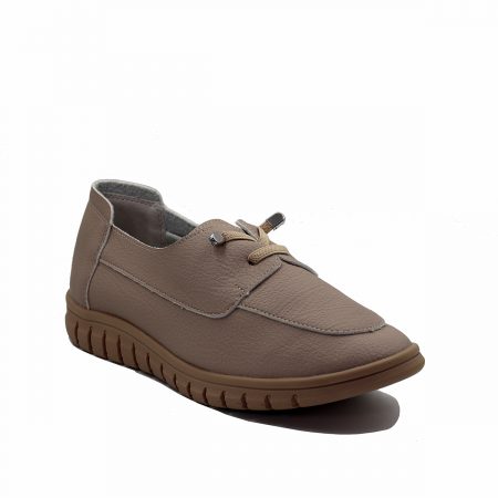 Chaussure orthopédique au design moderne avec surpiqûres élégantes