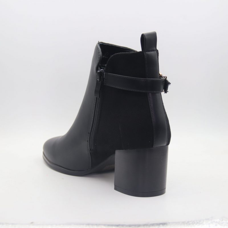Bottines à boucle discrète et talon bloc avec détails texturés – Image 2