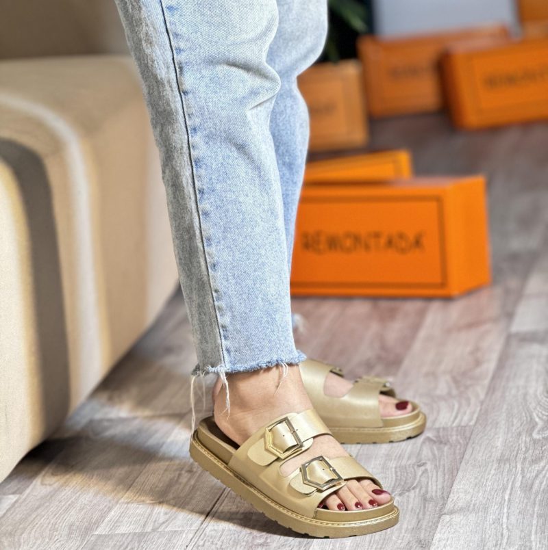 Mule double bride avec boucle géométrique – Image 2