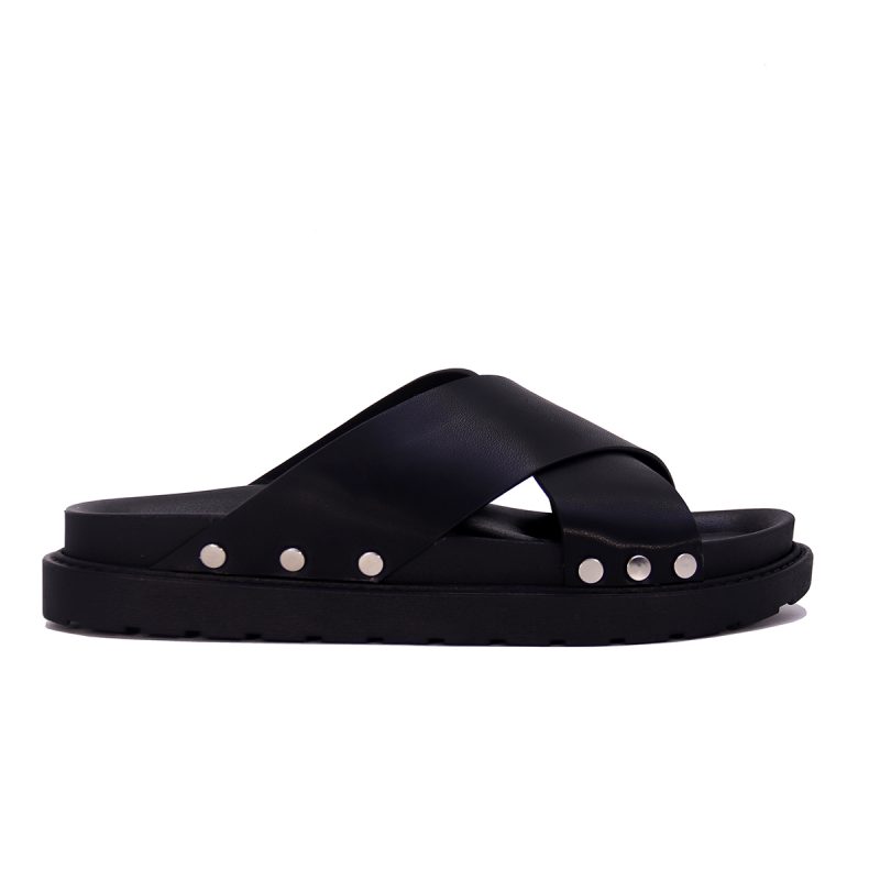 Mules plates à larges brides croisées et rivets métalliques – Image 6