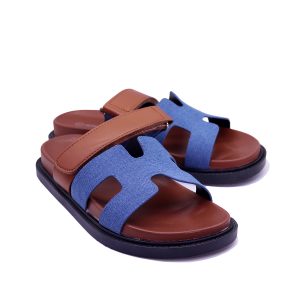 Mule à brides croisées avec bande velcro