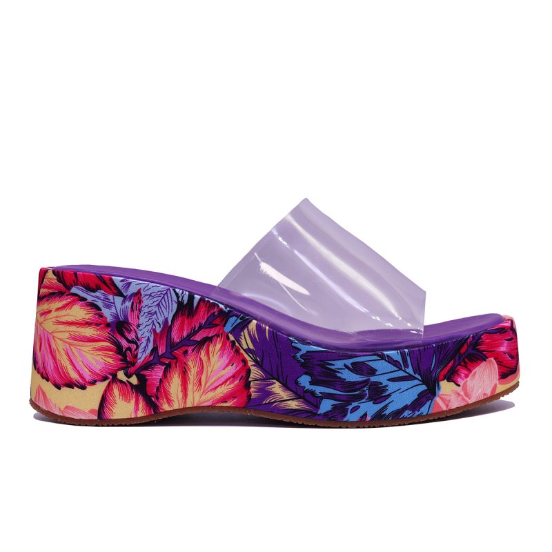 Mules compensées à semelle imprimée tropicale et bande transparente – Image 4