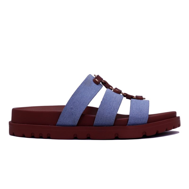 Mules à brides croisées avec semelle épaisse et détails métalliques – Image 6
