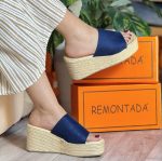 Sabot compensé à plateforme corde et large bride suédée