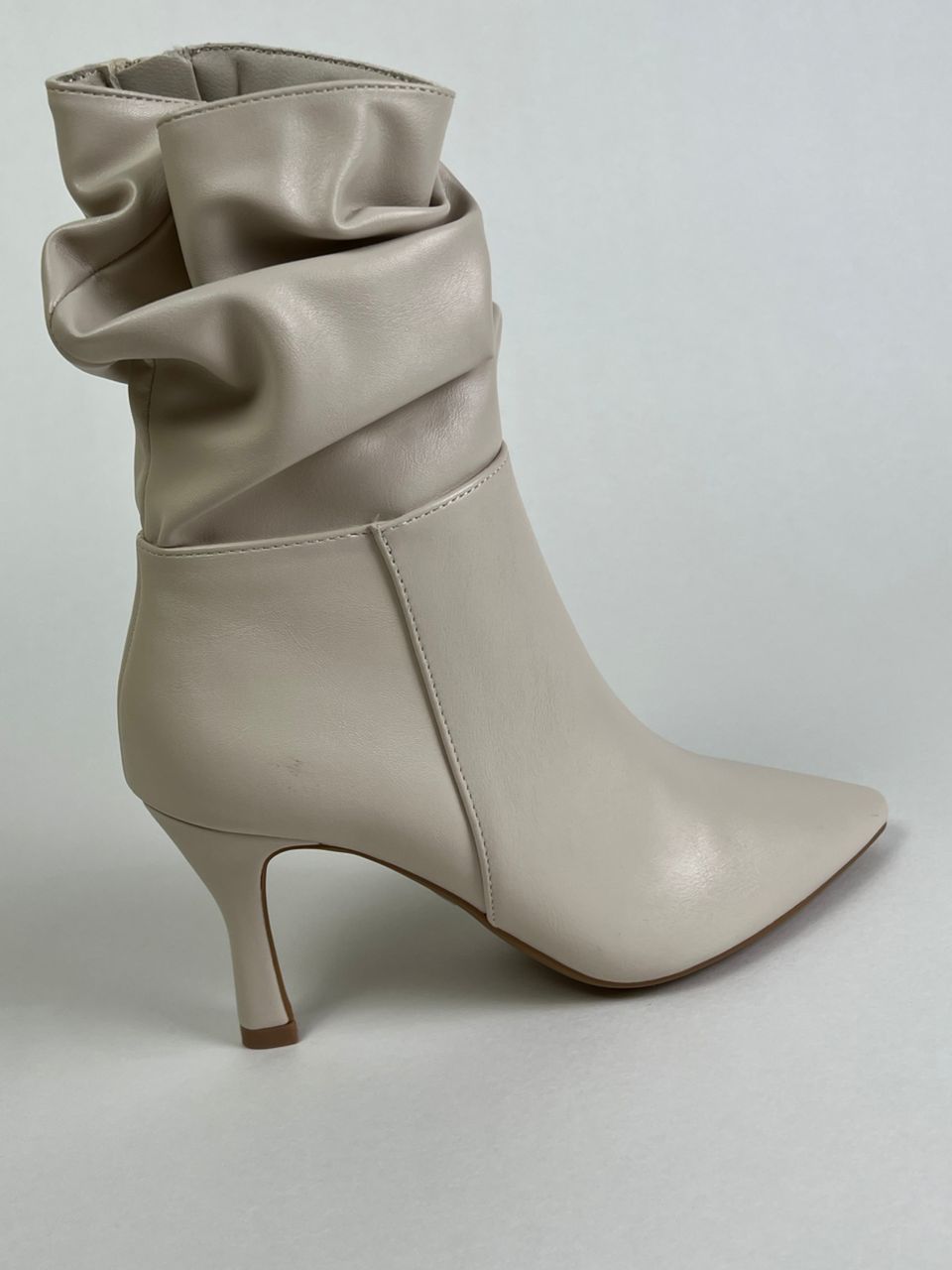 Bottine plissée à talon aiguille – Élégance et audace – Image 3