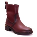 Bottine moderne à talon orné et fermeture latérale