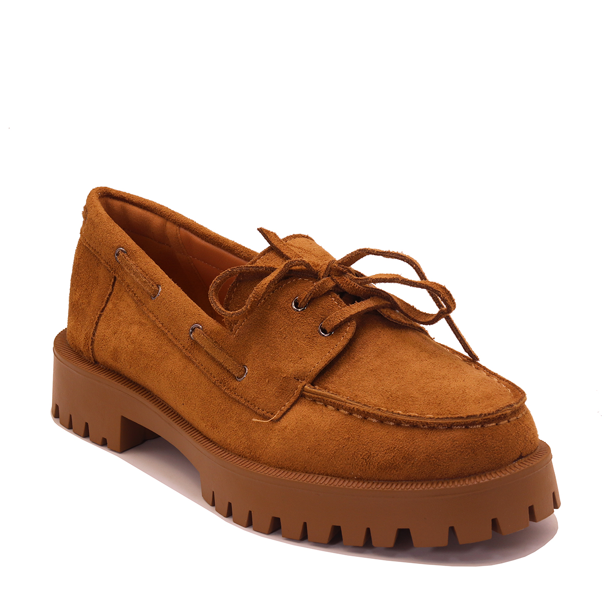 Mocassin compensé à semelle crantée